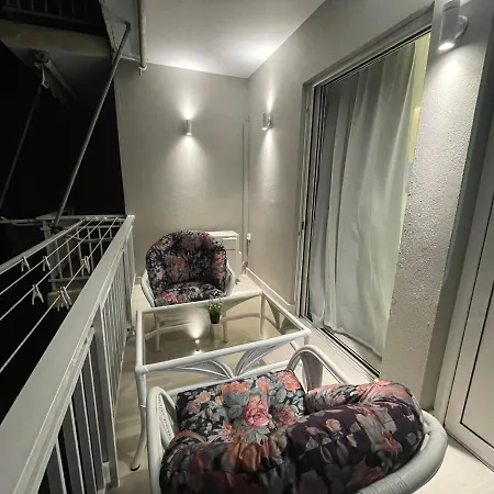 Loutraki Apartment 公寓 路特奇